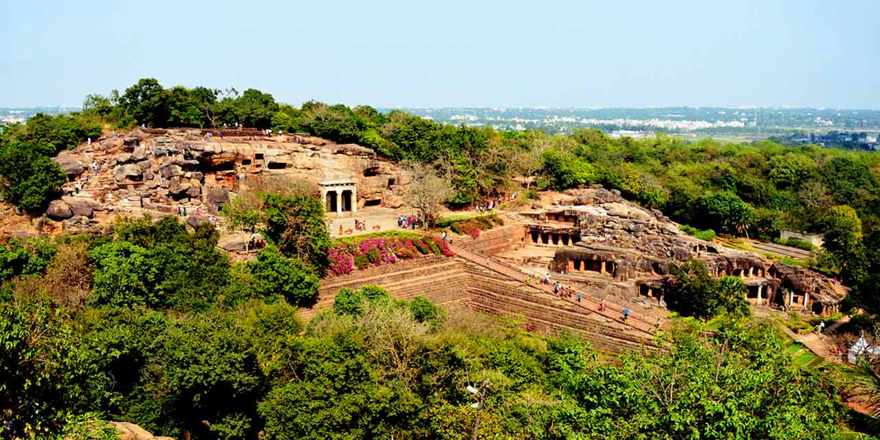 Places to Visit Udayagiri and Khandagiri caves, Bhubaneswar