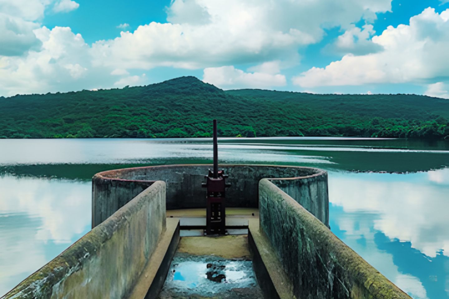 Places to Visit Deras Dam, Bhubaneswar