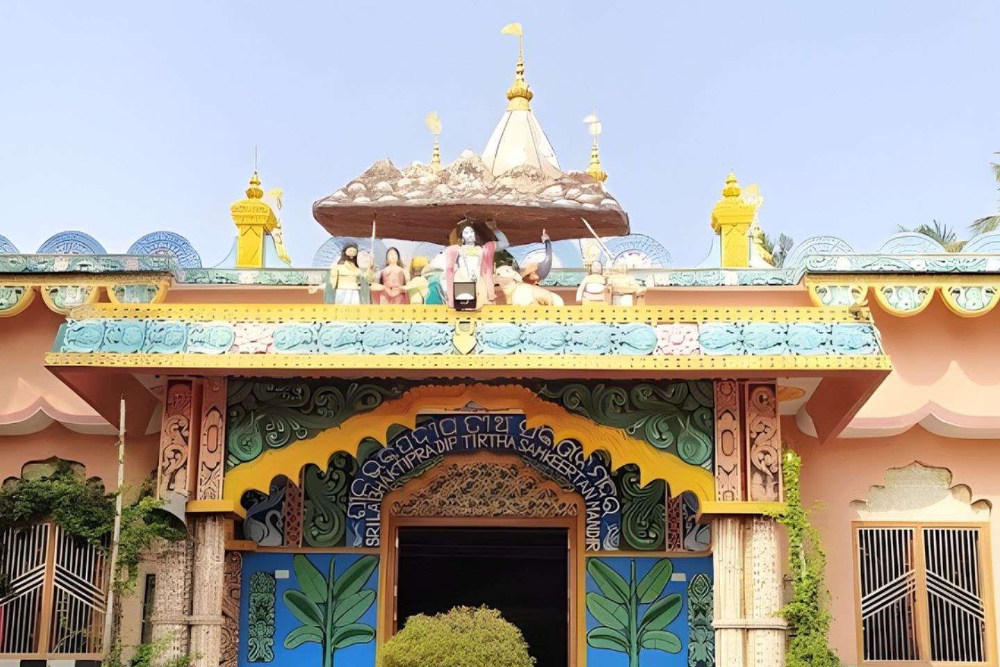 ISKCON Temple Puri (Timings, History, Entry Fee, Images, Aarti, Location & Phone) 